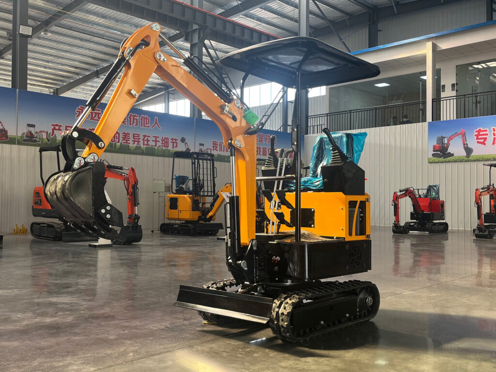 LG10 mini excavator from LGCM