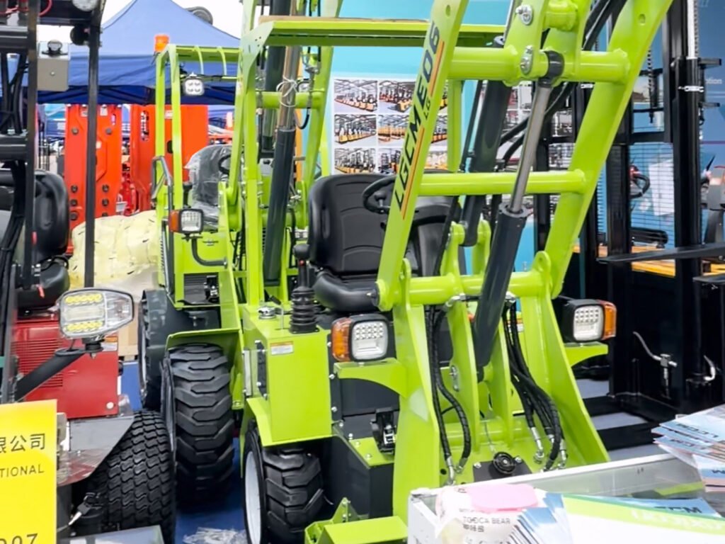 LGCM electric wheel loader exhibited at Canton Fair 2026