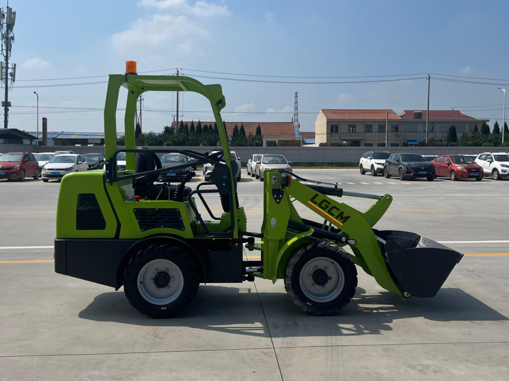 Second view of the LGCM electric wheel loader at the factory