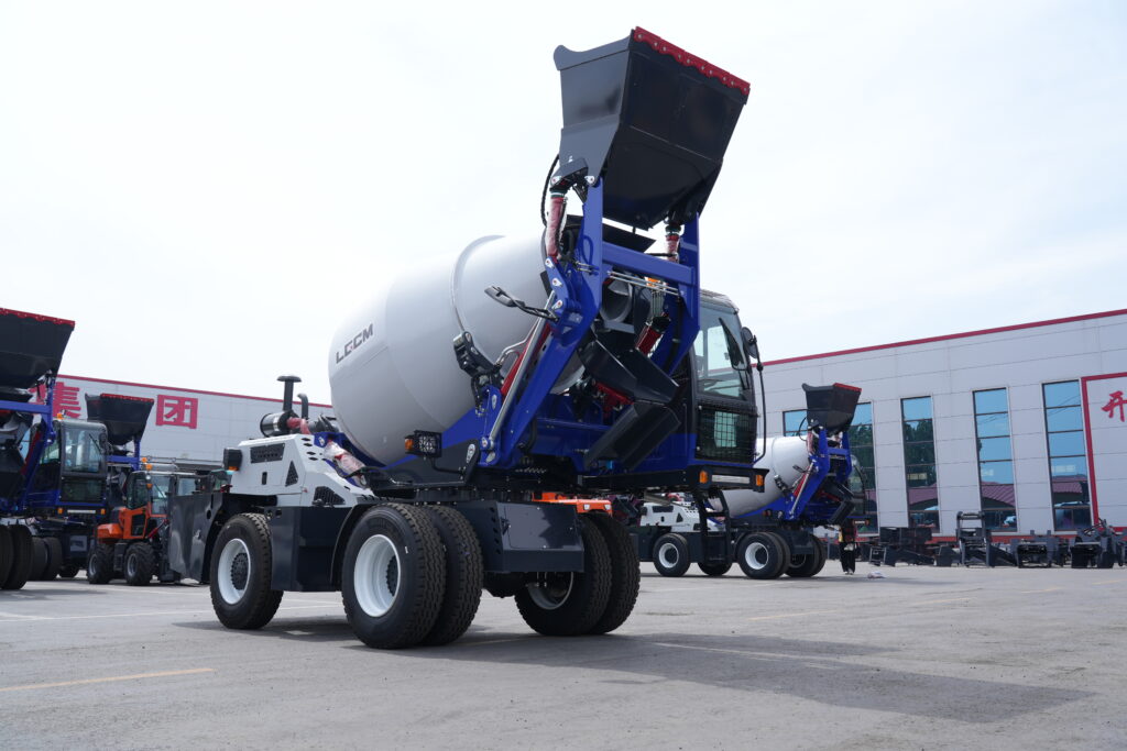 LGCM H35 self-loading concrete mixer truck, left-front view
