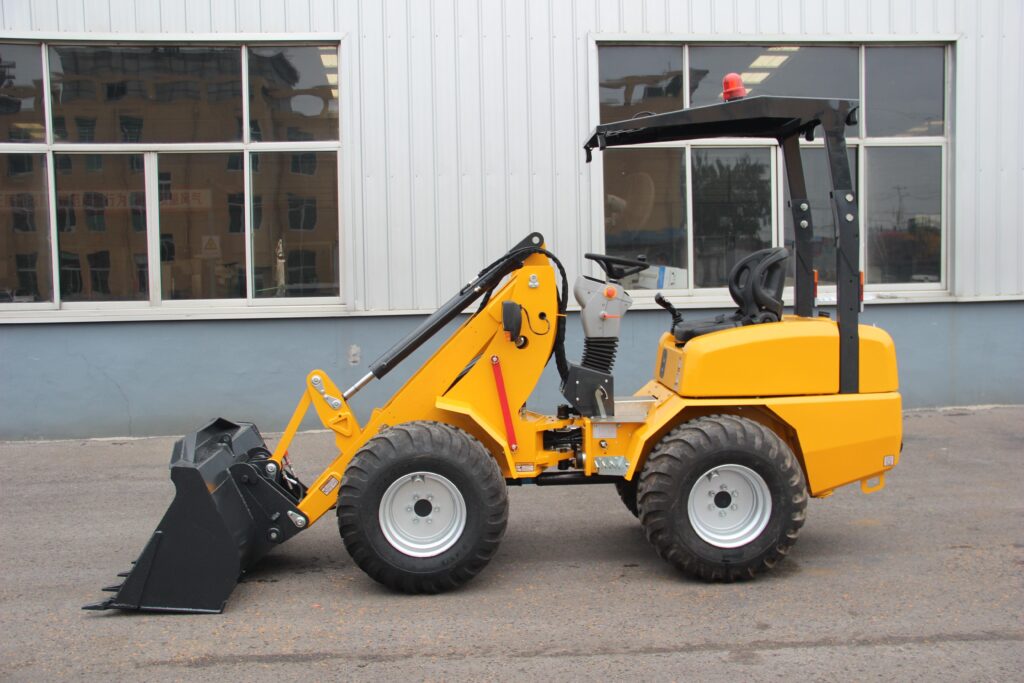 LGCM hydrostatic wheel loader, left side view