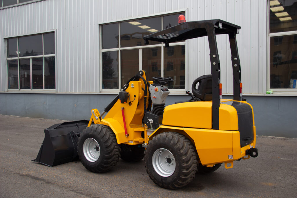 LGCM hydrostatic wheel loader, rear-left view